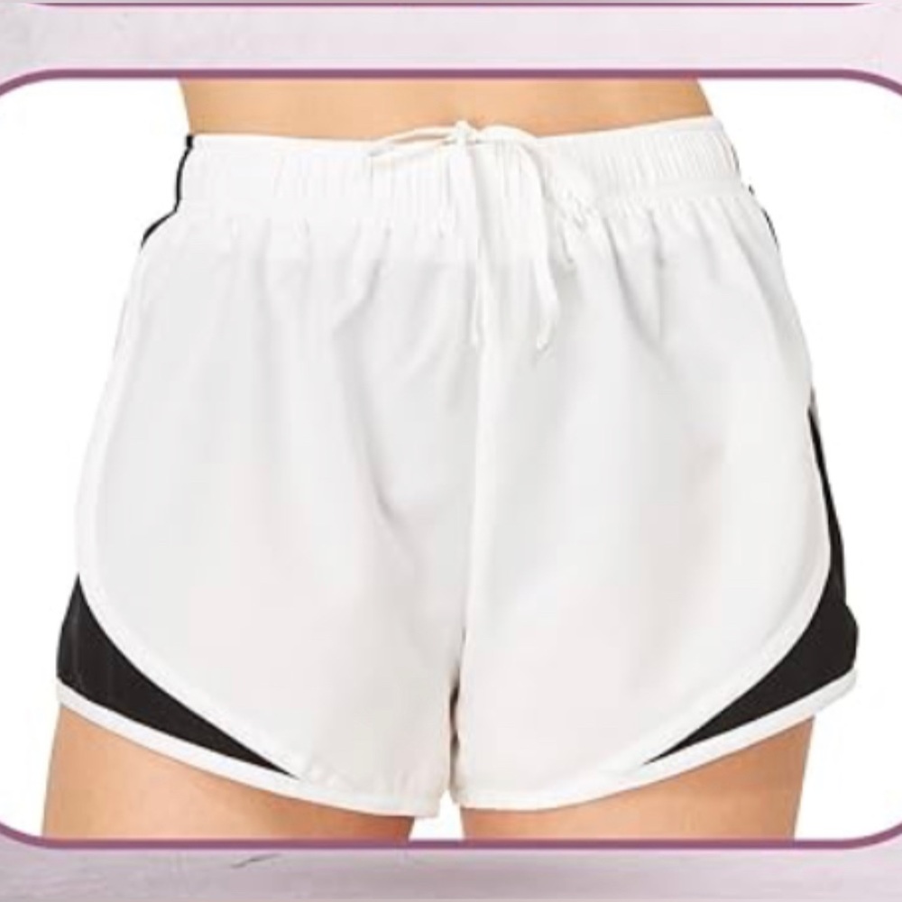 🌸NEW Women’s Athletic Ultra Performance Short Comfort Stretch Sz L With Tags.